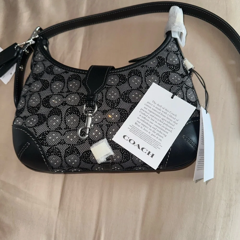 Coach Hampton Hobo in Black Crystal Signature Jacquard - Picture 4 of 4